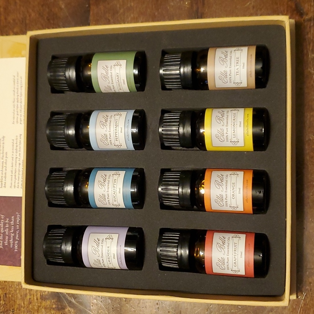 Ella Belle 100% Pure Essential oils With Storage bag.